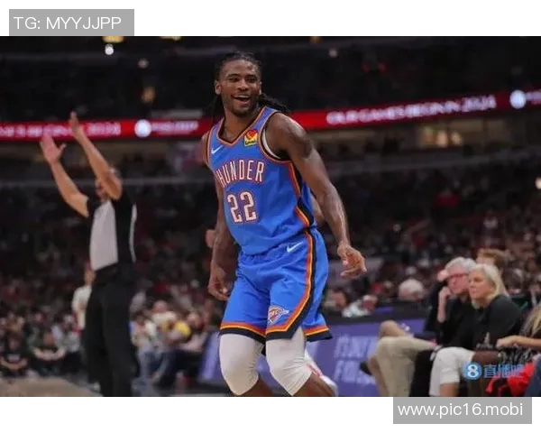 手感火热！华莱士半场7中7拿17分6篮板4助攻